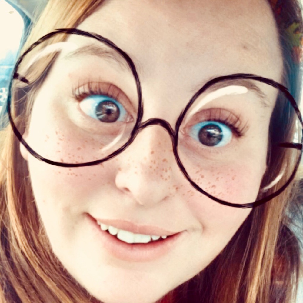 Meet your Posher, Angela